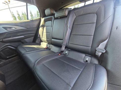 Used 2024 Chevrolet Equinox EV LT AWD/4WD image 17