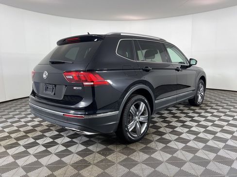 Used 2020 Volkswagen Tiguan SEL image 5