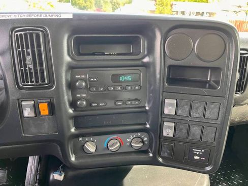 Used 2008 Chevrolet Kodiak C4500 2WD Regular Cab image 15