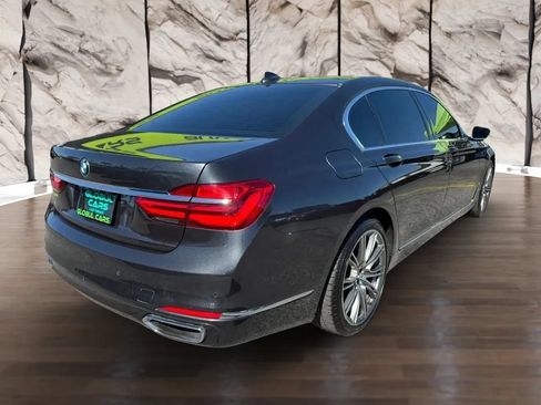 Used 2016 BMW 740i RWD image 5