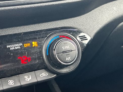 Certified 2022 Kia Forte GT-Line w/ GT-Line Premium Package image 30