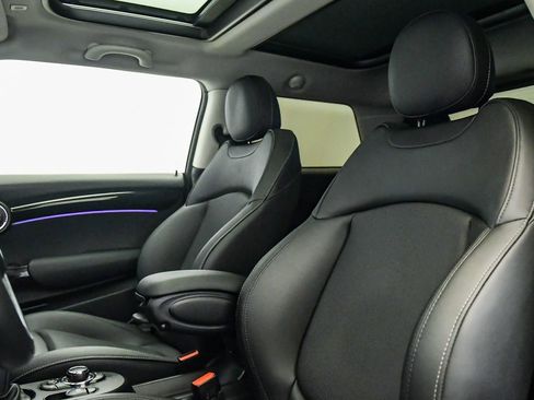 Certified 2024 MINI Cooper SE FWD image 17