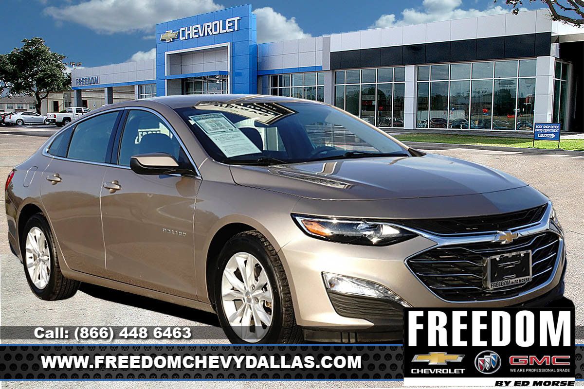 Certified 2025 Chevrolet Malibu LT FWD image 1