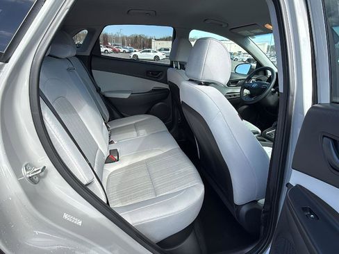 Used 2023 Hyundai Kona SEL image 19