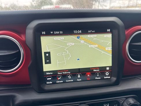 Used 2022 Jeep Wrangler Unlimited Rubicon w/ Cold Weather Group image 18