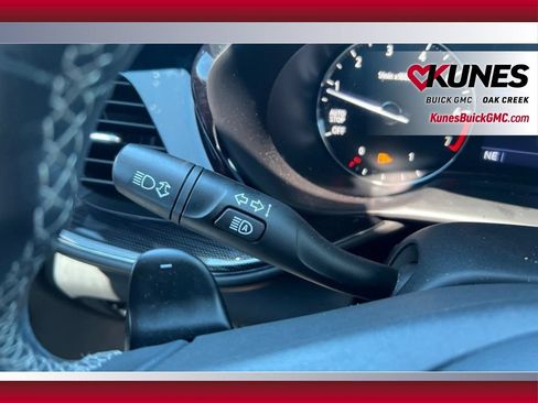 Used 2023 Buick Envision Preferred FWD image 17