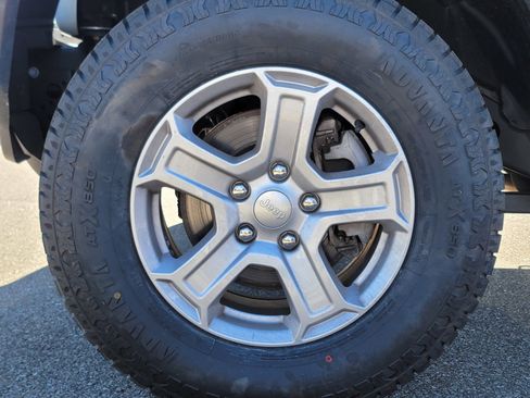 Certified 2020 Jeep Wrangler Unlimited Sport S image 12