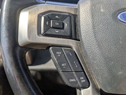 Used 2019 Ford F150 Platinum w/ Equipment Group 701A Luxury image 12