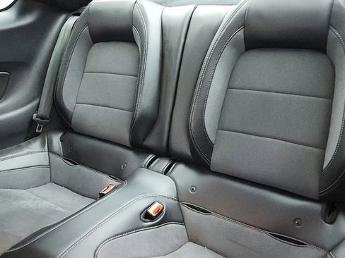 Used 2020 Ford Mustang Shelby GT350 w/ Technology Package image 28