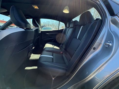 Used 2025 Toyota Camry SE FWD image 22