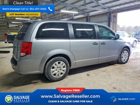 Used 2019 Dodge Grand Caravan SE w/ UConnect Hands-Free Group image 4