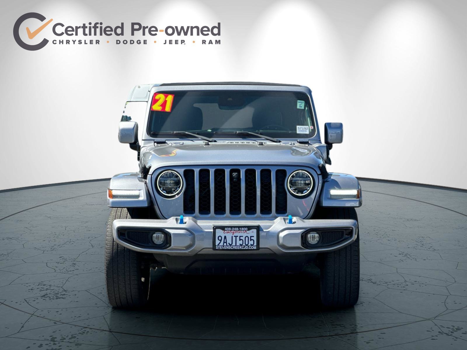 Used 2021 Jeep Wrangler Unlimited Sahara AWD/4WD image 9