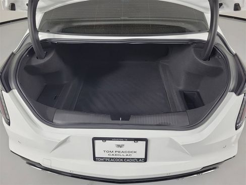 Used 2020 Cadillac CT4 V w/ Climate Package image 8