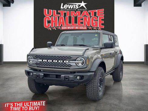 New 2026 Ford Bronco Badlands w/ Sasquatch Package image 1