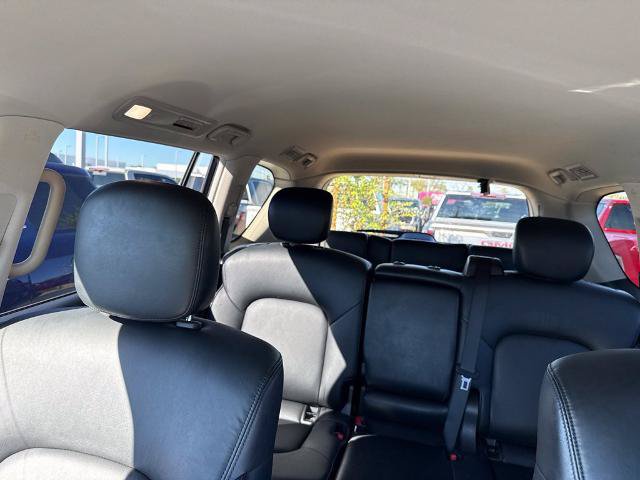 Used 2024 Nissan Armada SV AWD/4WD image 13