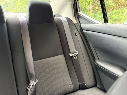 Used 2025 Nissan Sentra SV FWD image 35