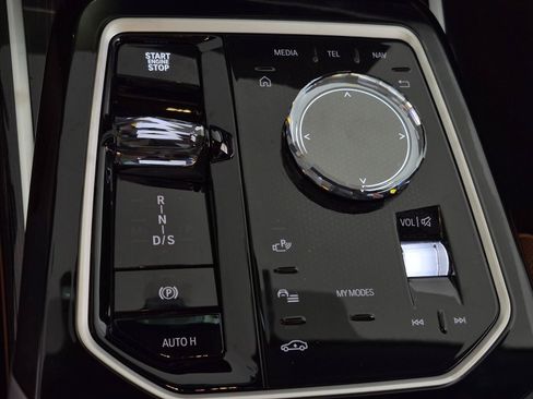 New 2026 BMW 740i w/ Executive Package RWD image 29