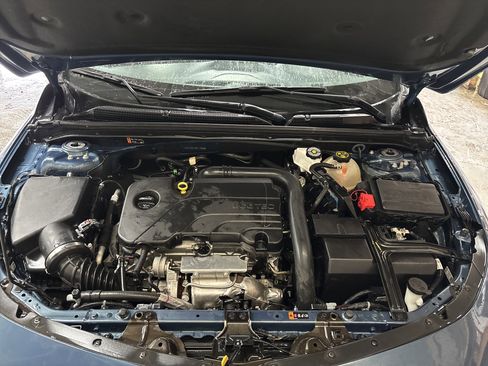 Used 2024 Chevrolet Malibu LT FWD image 12