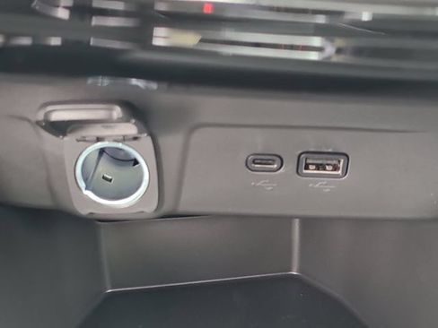New 2026 Chevrolet Trax RS w/ Driver Confidence Package FWD image 36