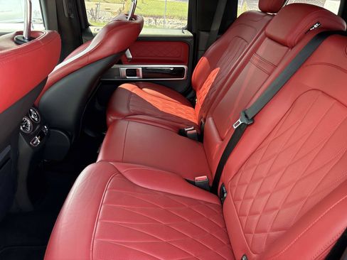 Used 2022 Mercedes-Benz G 550 image 33