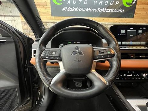 Used 2022 Mitsubishi Outlander SEL AWD/4WD image 19