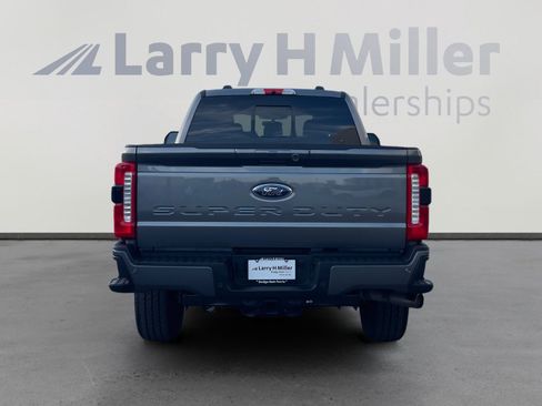 Used 2024 Ford F250 XLT w/ XLT Premium Package AWD/4WD image 4