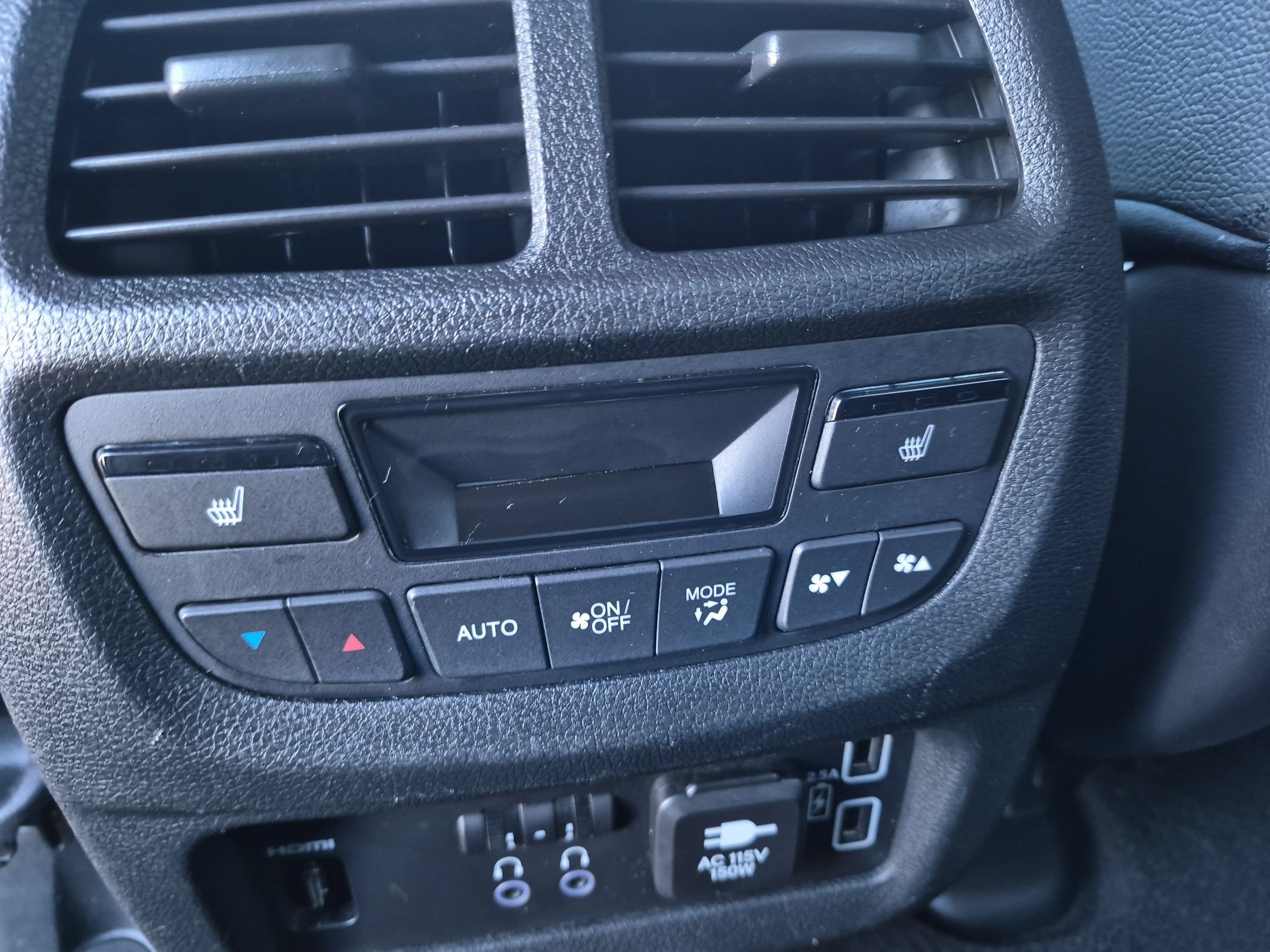 Used 2022 Honda Pilot Elite image 29
