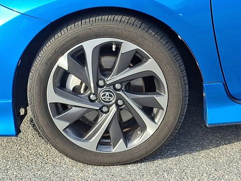 Used 2018 Toyota Corolla iM w/ Carpet Mat Package (TMS) image 8