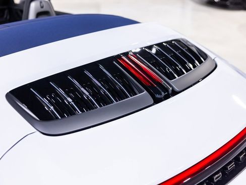 Used 2026 Porsche 911 Carrera T RWD image 16