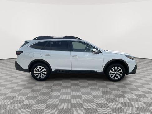 Used 2020 Subaru Outback Premium image 25
