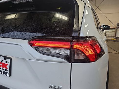 Used 2025 Toyota RAV4 XLE Premium w/ Weather Package AWD/4WD image 33