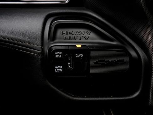 Used 2024 RAM 3500 Limited AWD/4WD image 33