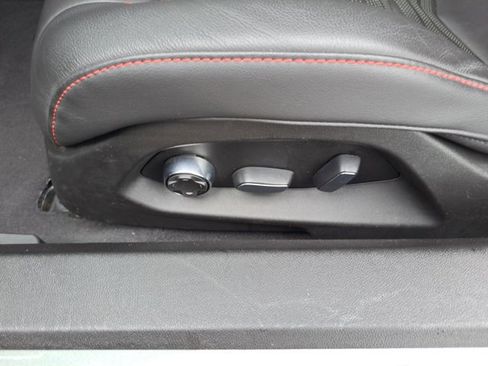 Used 2022 Chevrolet Corvette Stingray Premium Conv w/ Z51 Performance Package image 14