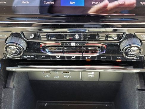 Used 2021 Jeep Grand Cherokee L Limited w/ Trailer Tow Group (B) image 23