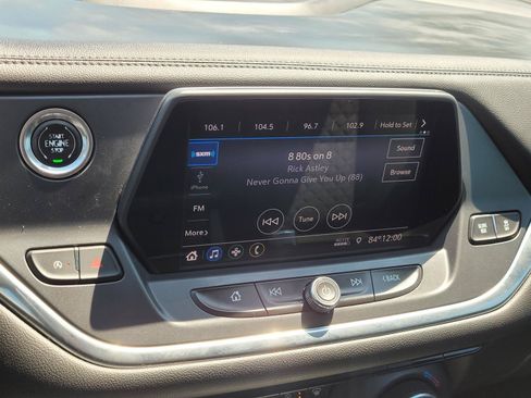 Used 2020 Chevrolet Blazer LT FWD image 11