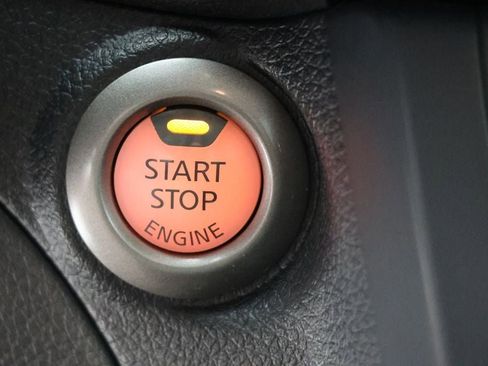 Used 2019 Nissan Sentra SV image 23