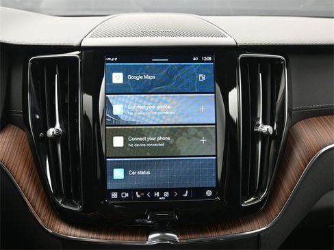 Used 2023 Volvo XC60 B5 Ultimate w/ Protection Package Premier image 14