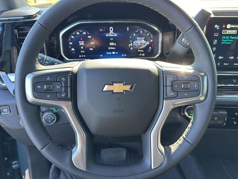 New 2026 Chevrolet Silverado 2500 LT image 19