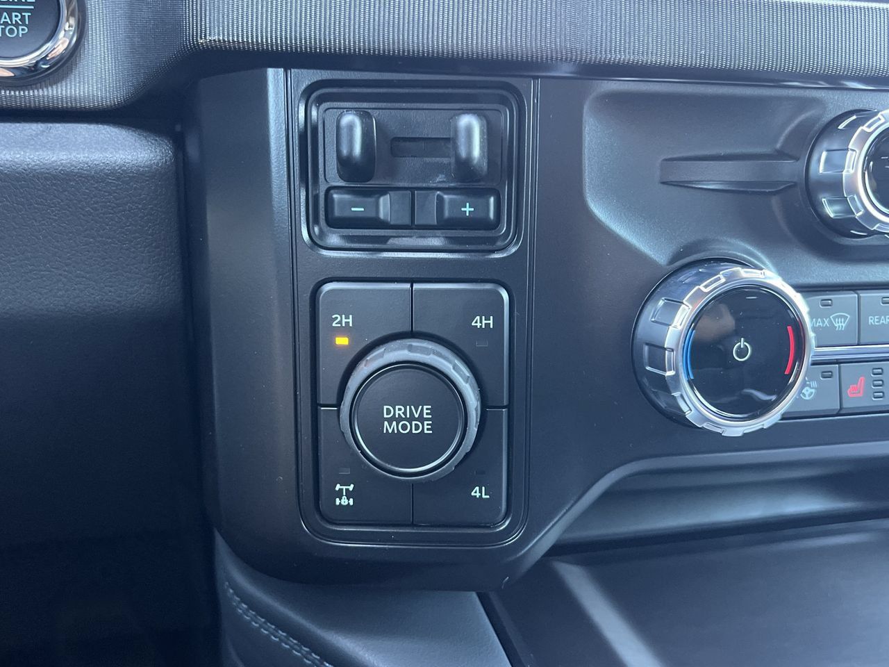 New 2027 Ford F350 Platinum AWD/4WD image 7