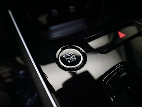 New 2026 Audi A6 Premium Plus AWD/4WD image 32