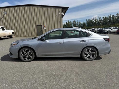 Used 2022 Subaru Legacy Limited AWD/4WD image 2