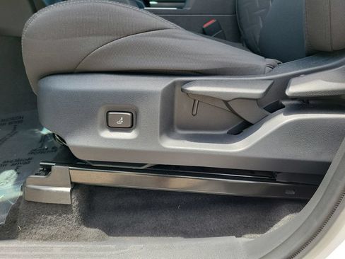 Certified 2025 Toyota Tacoma SR5 RWD image 19