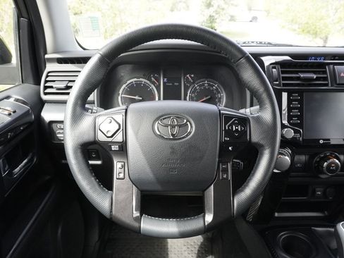 Used 2024 Toyota 4Runner TRD Off-Road Premium AWD/4WD image 10