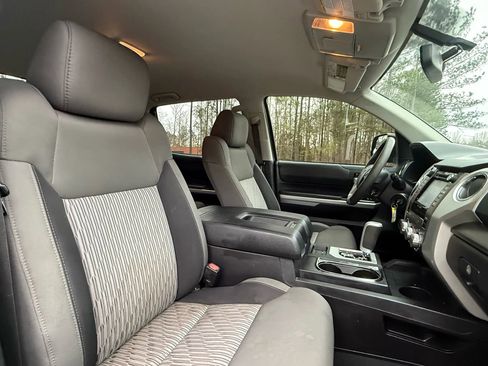 Used 2014 Toyota Tundra SR5 w/ SR5 Upgrade Package image 22