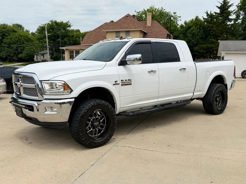Used 2018 RAM 2500 Laramie w/ Protection Group AWD/4WD image 4
