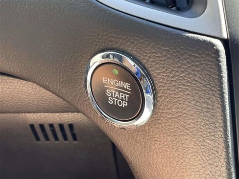 Used 2022 Ford Edge SEL w/ Convenience Package image 24