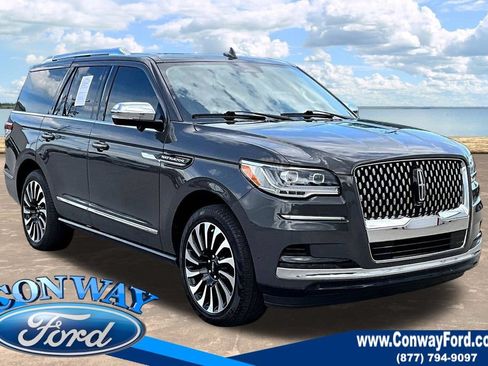 Used 2023 Lincoln Navigator Black Label AWD/4WD image 1