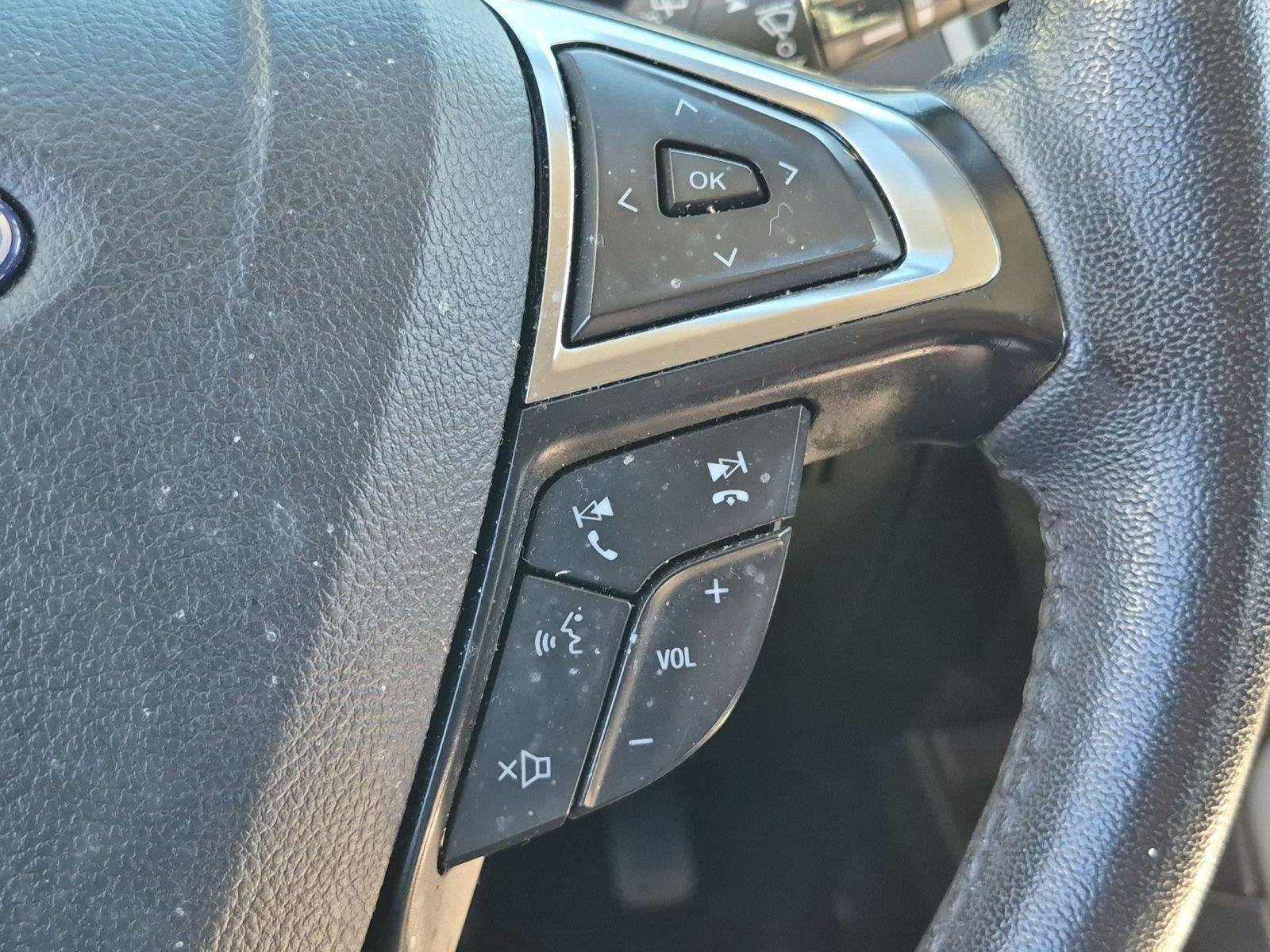 Used 2024 Ford Edge SEL AWD/4WD image 25