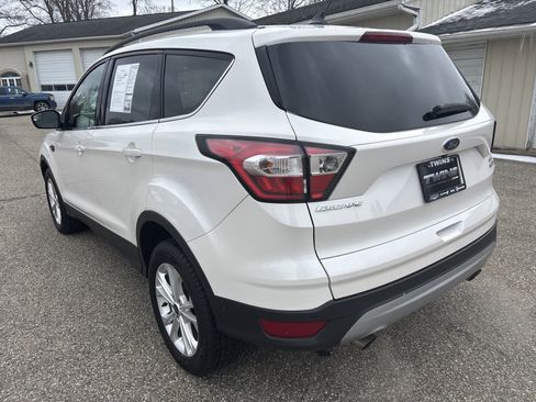 Used 2018 Ford Escape SEL image 9