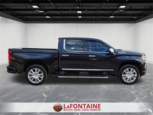 Certified 2022 Chevrolet Silverado 1500 High Country w/ High Country Premium Package image 9